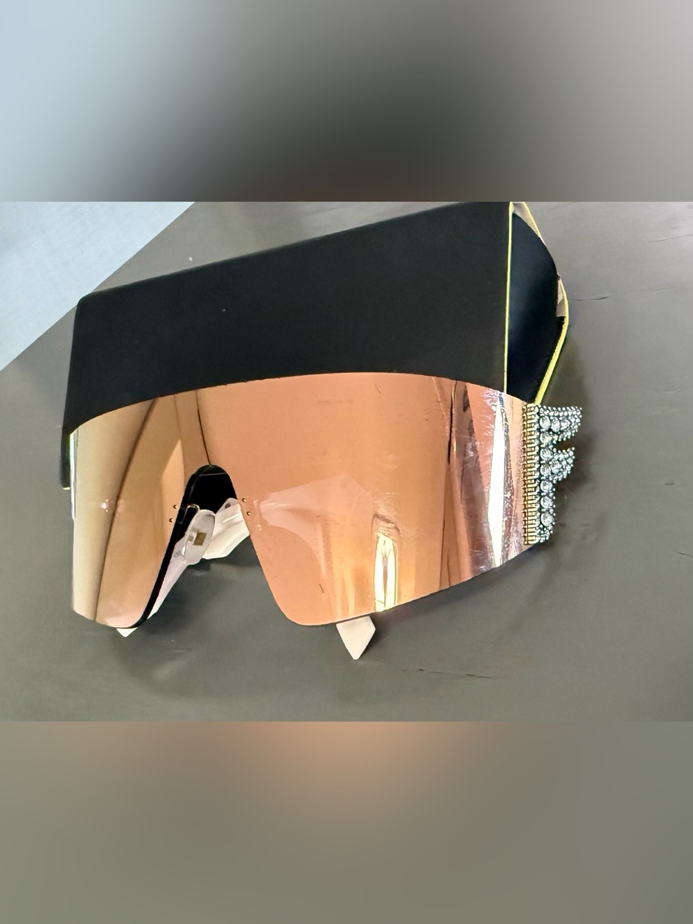 FENDI Rose Gold Mirrored VR/AR Visor Shield #fendi #sumglasses